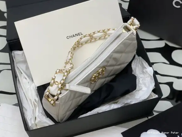 Hyper Peter HOBO HANDBAG CHANEL 0624